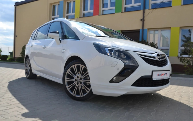 Opel Zafira cena 38900 przebieg: 229000, rok produkcji 2013 z Sokółka małe 232